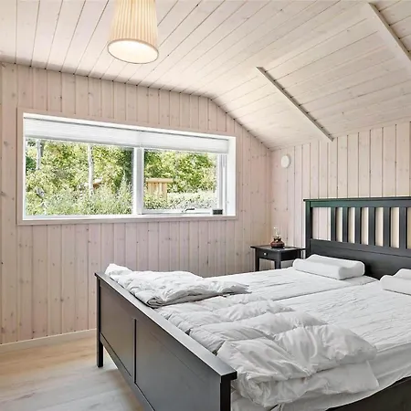 Oh394-hadsund-harvigs-strandpark-16 *